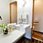 Business Hotel Bl Kuwana