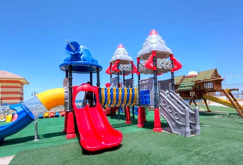 Amazing sea view Penthouse Apartment in Pyramids Porto El-Sokhna