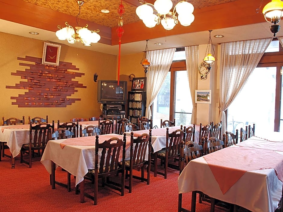 Petit Hotel P-Bow