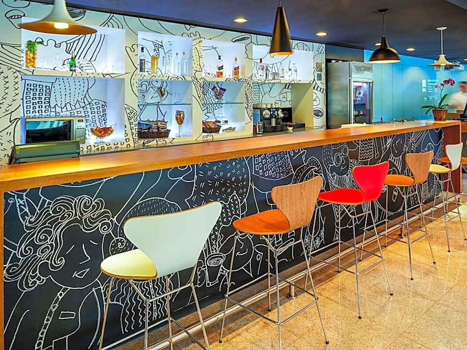 ibis Bordeaux Lac