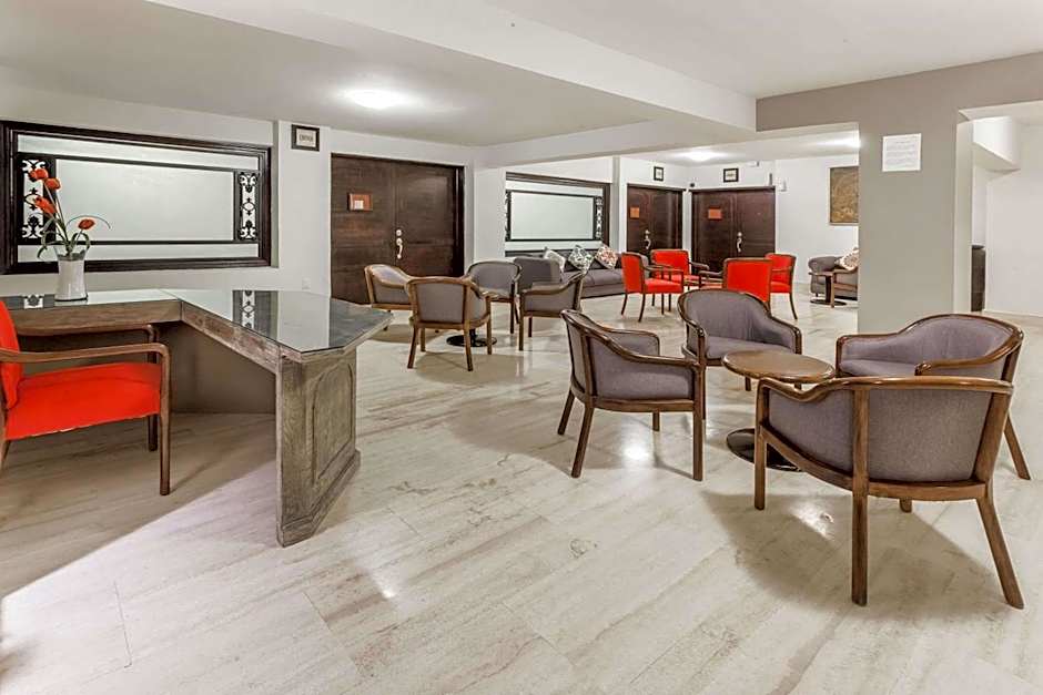 Ramada Plaza by Wyndham Leon