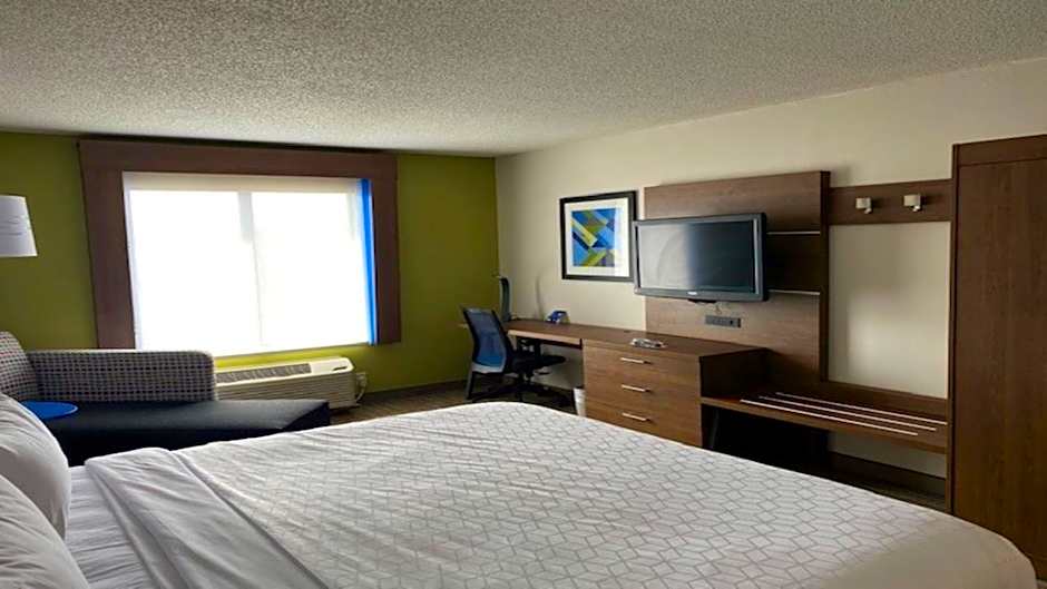 Holiday Inn Express & Suites Reidsville By IHG
