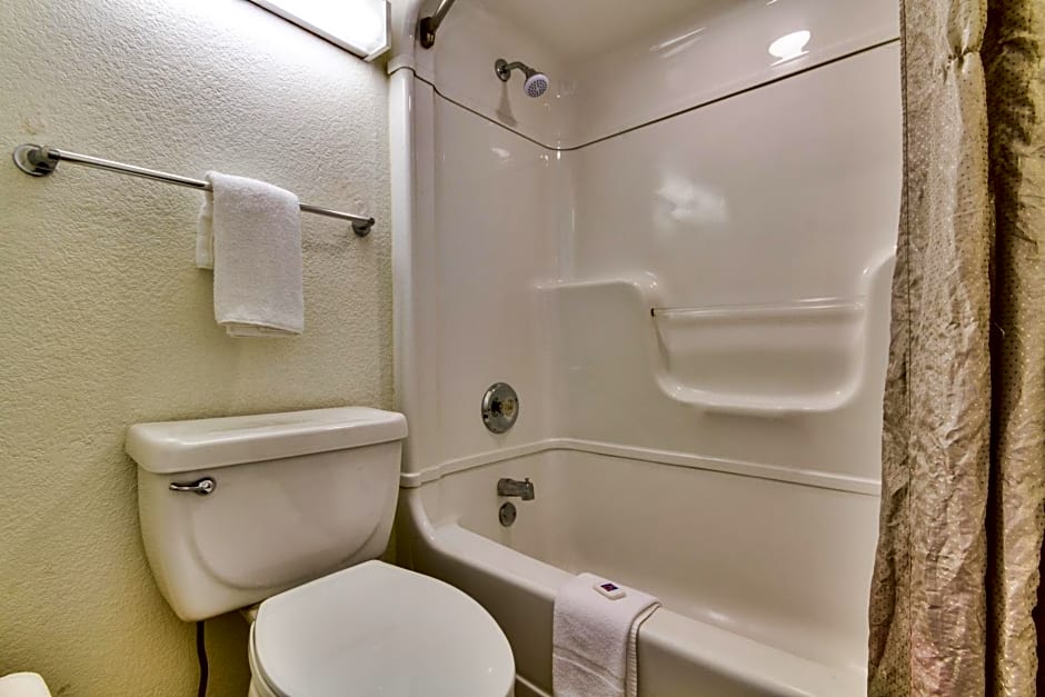 Motel 6-Irving, TX - Dallas