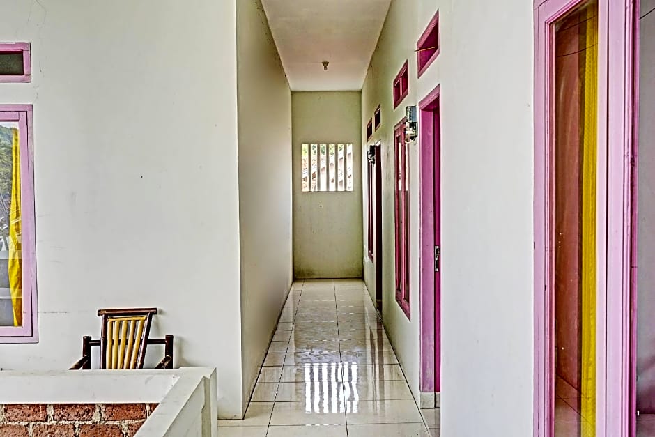 OYO 91329 Guest House Le-banon Syariah