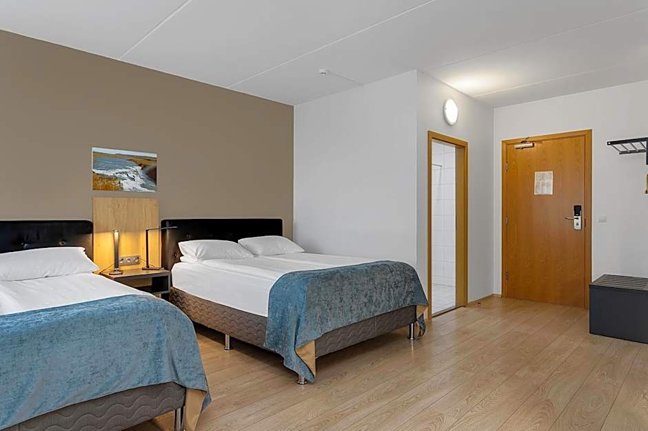 Airport Hotel Aurora Star