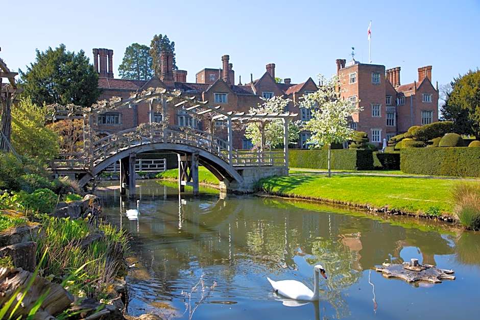 Great Fosters - Near Windsor