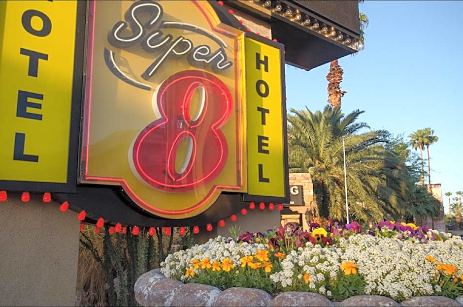 Super 8 by Wyndham Las Vegas North Strip/Fremont St. Area