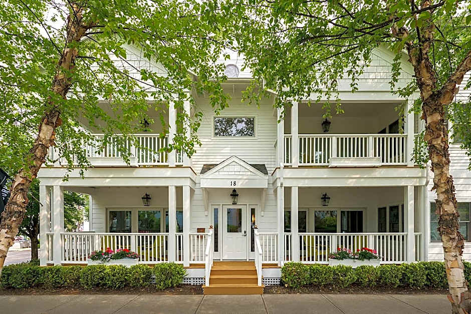 The Neighborhood Hotel New Buffalo