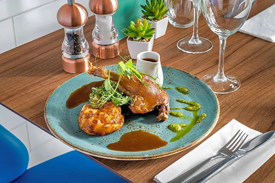 Courtyard by Marriott Glasgow Airport