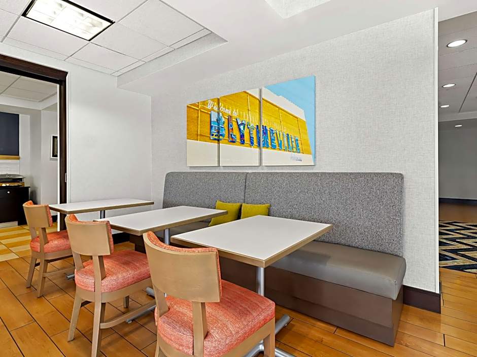 Hampton Inn By Hilton Blytheville