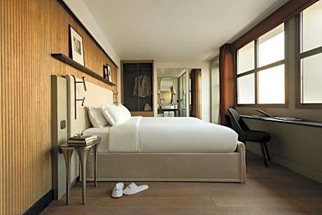 "Premium" Room with Terrace and Eiffel Tower View