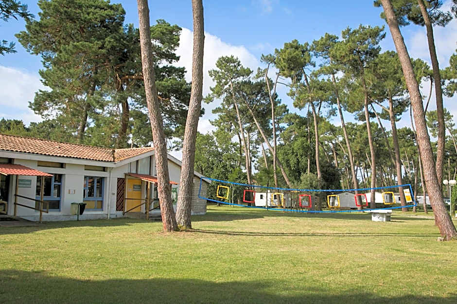 Residence Sous les Pins (by Popinns)