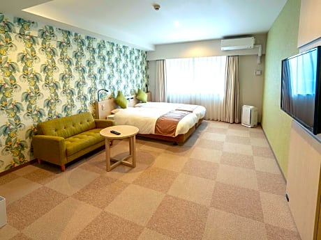 Universal Design Twin Room