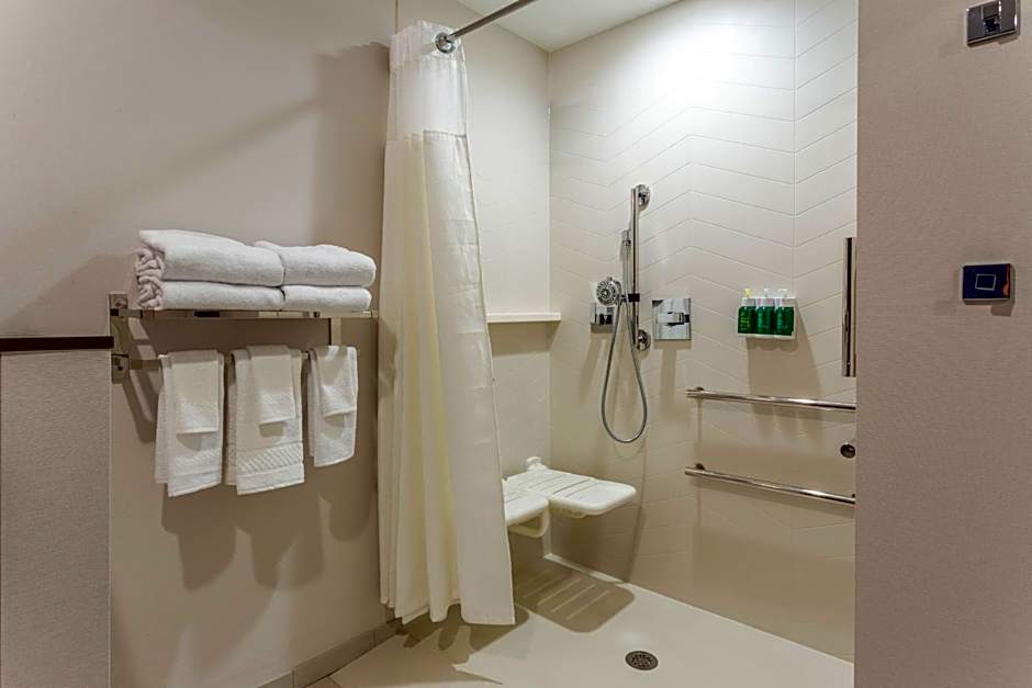 Fairfield Inn & Suites by Marriott Franklin