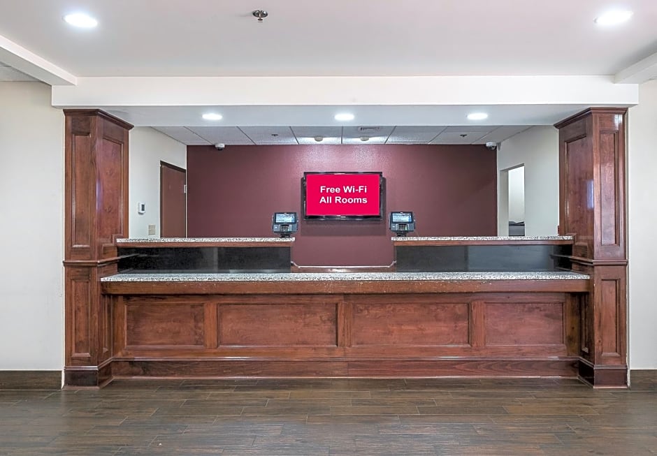 Red Roof Inn Hartford- New Britain
