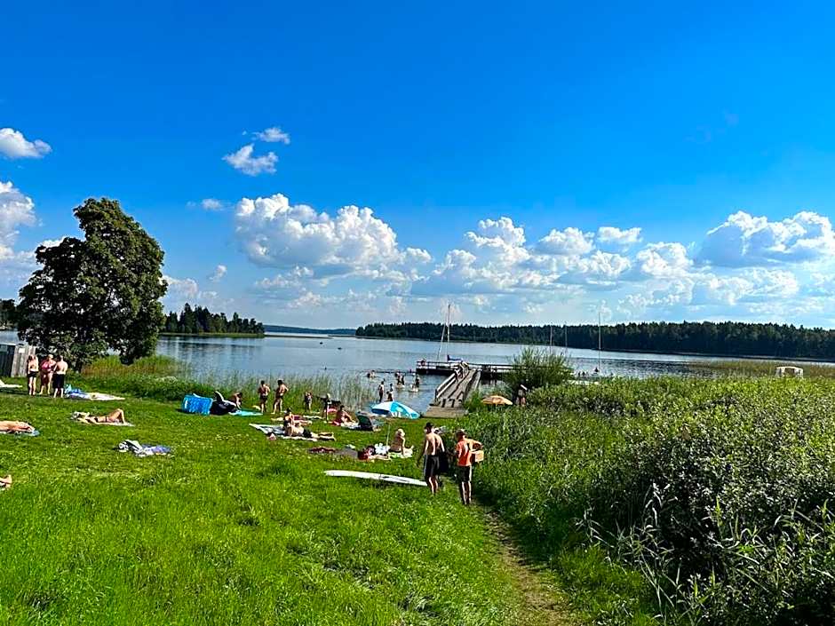 North Lakeside B&B Plateliai