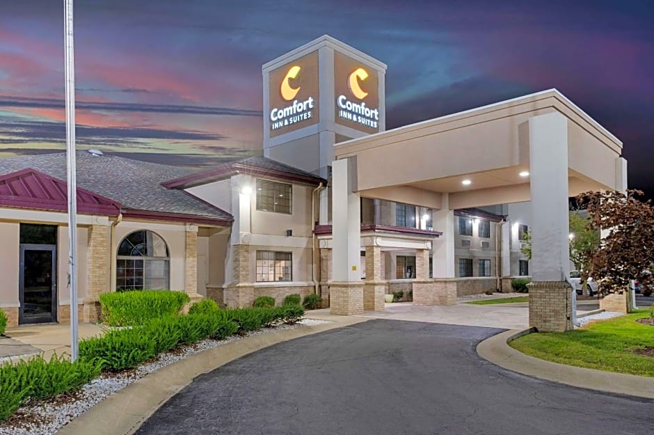 Comfort Inn & Suites Napoleon