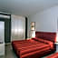 City Hotel