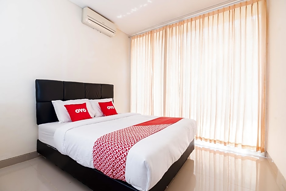 OYO 2001 Taman Dayu Villa Golf View