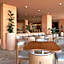 Sandbourne Santa Monica, Autograph Collection