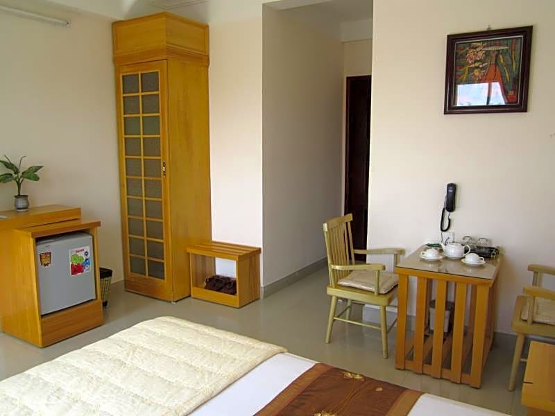 Nhiet Doi Hotel