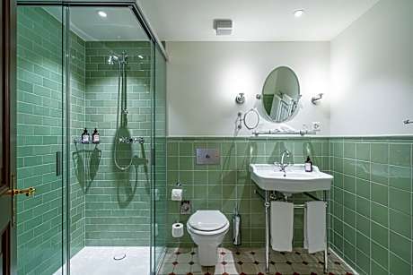 Superior Double Room with Lake View