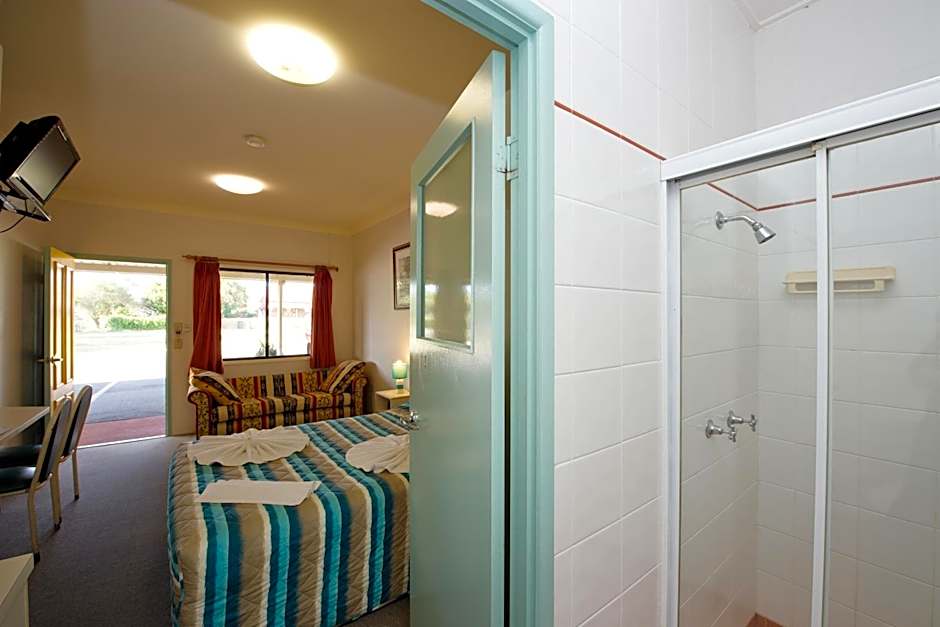 Lamington Hotel Motel - Detached Motel