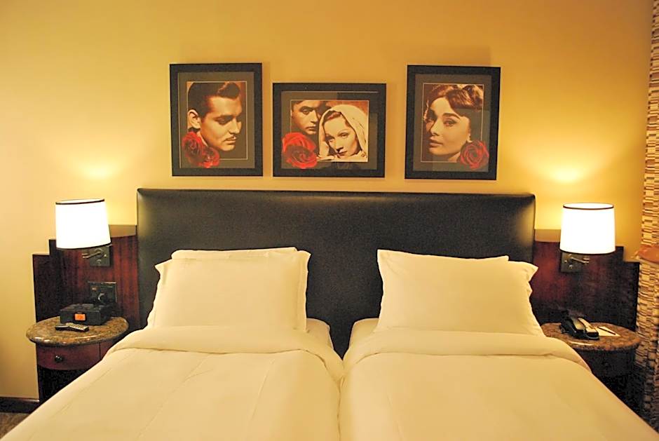 Washington Square Hotel