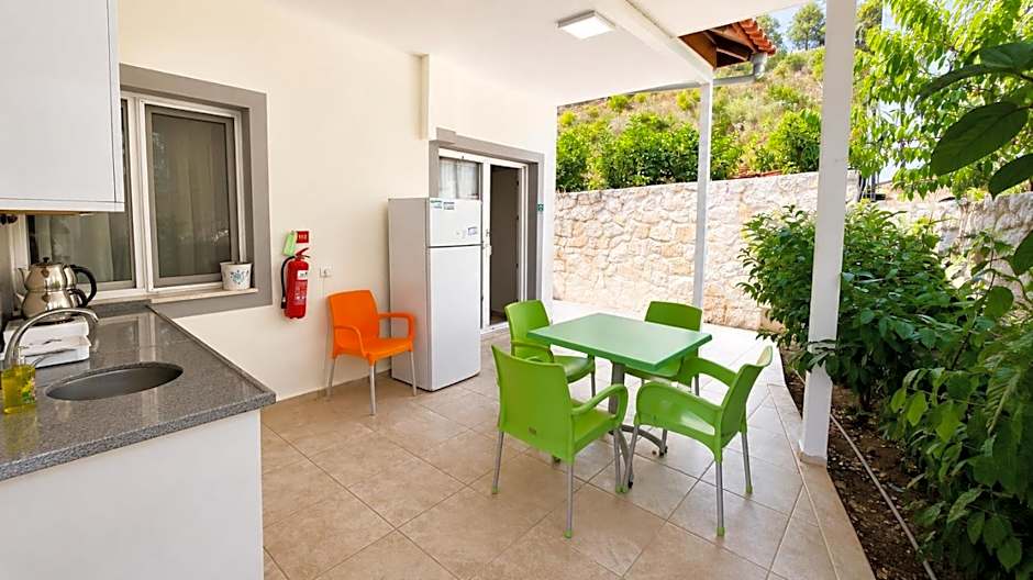 Bucak Apart Hotel Göcek ''Beach 1 km''