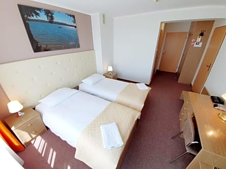 Twin Room with Lake View