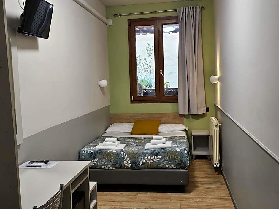 Hotel Camilla Guelfa
