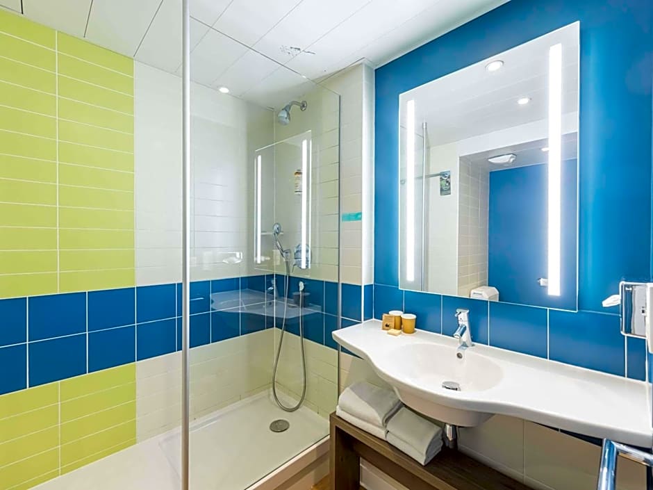 Mercure Paris Massy Gare TGV