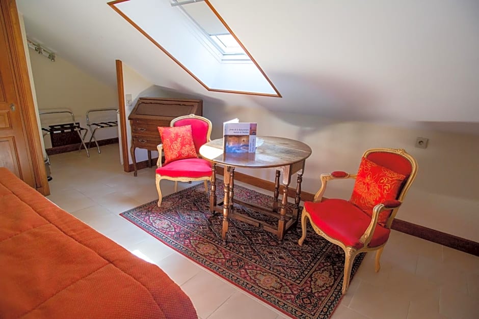 Hôtel Le Manoir De Mathan Crépon à la campagne 5 mn d'Arromanches et 10 mn de Bayeux