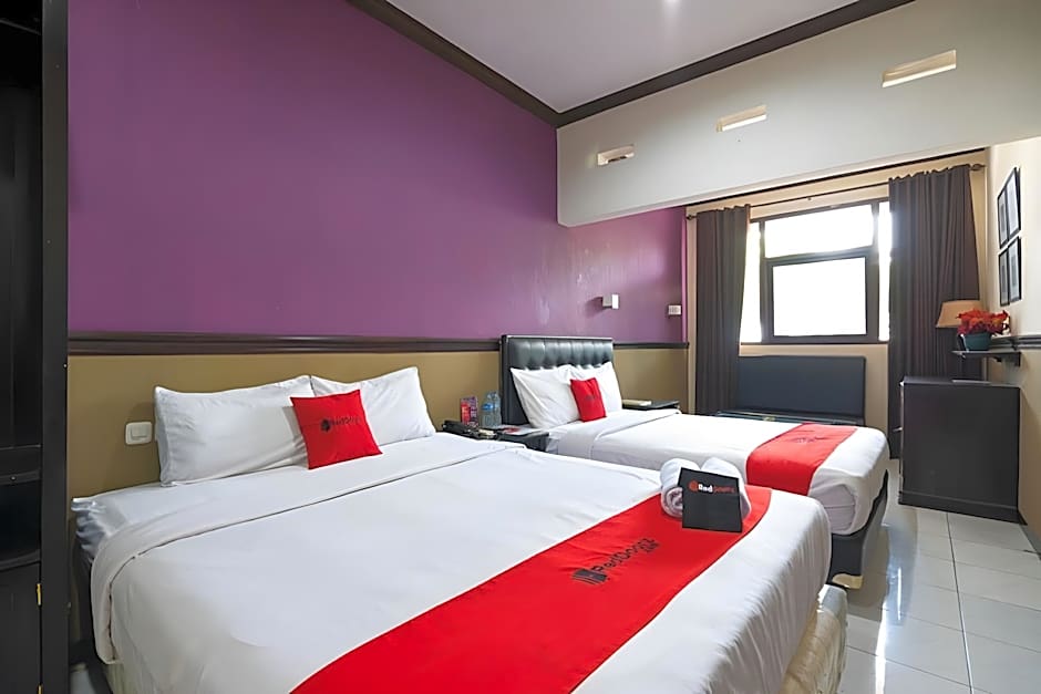 RedDoorz @ Urip Sumoharjo