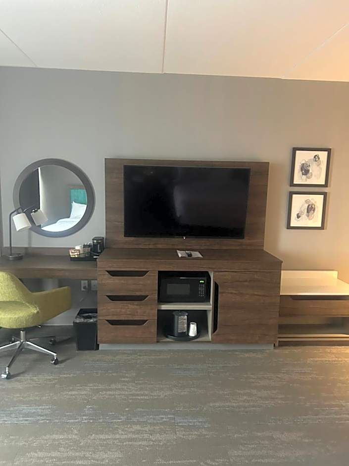 Hampton Inn by Hilton Kingston