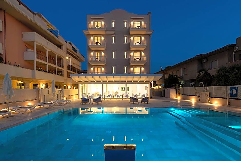Hotel Carducci