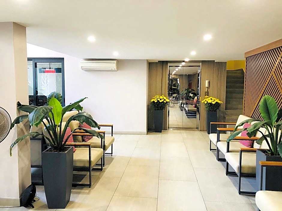 Royal Dragon Boutique Hotel