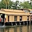 Vaishnav Houseboat
