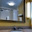 Holiday Inn Express Tower Center New Brunswick By IHG