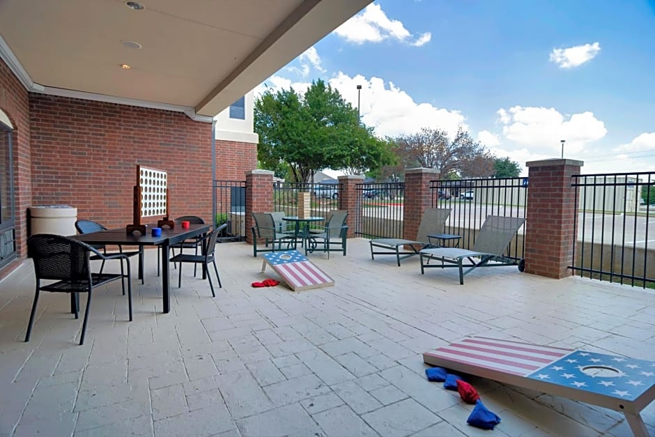 Holiday Inn Express Hotel & Suites DFW West - Hurst By IHG
