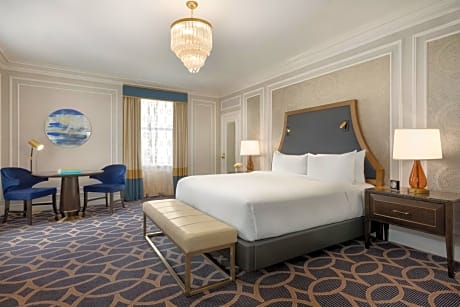 Fairmont Gold Room with King Bed