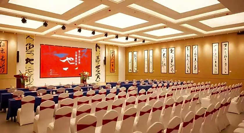 Holiday Inn Express Linyi Riverside By IHG