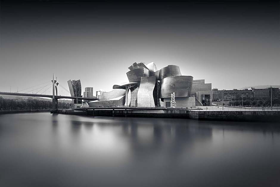 Bilbao City Center by abba Suites