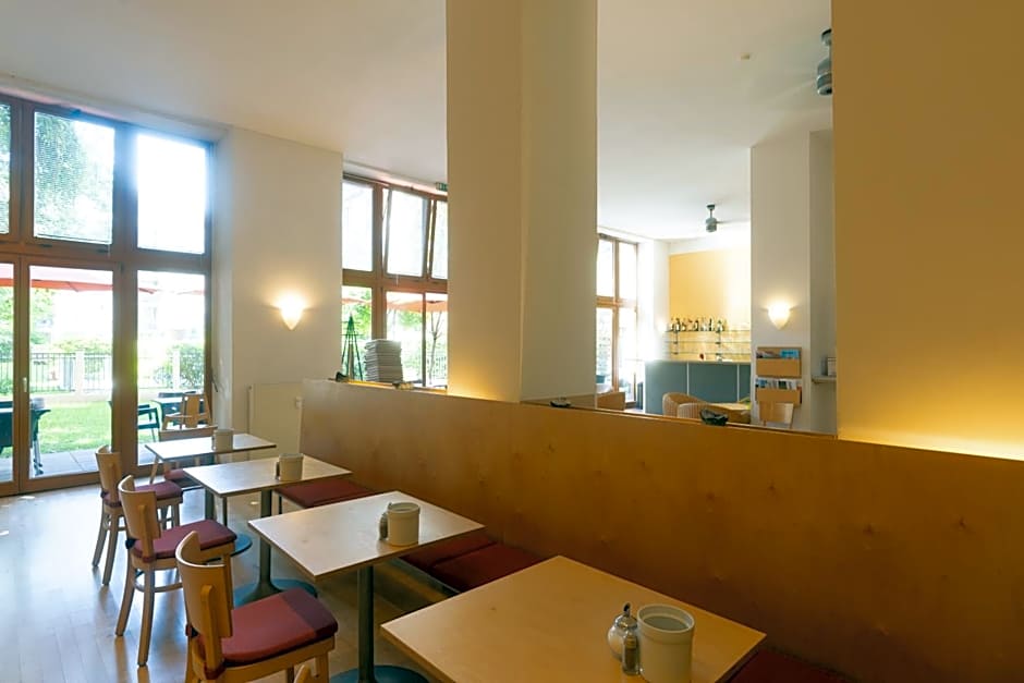 Hotel 26
