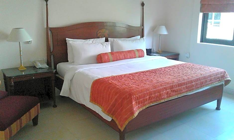 The Lalit Traveller Khajuraho