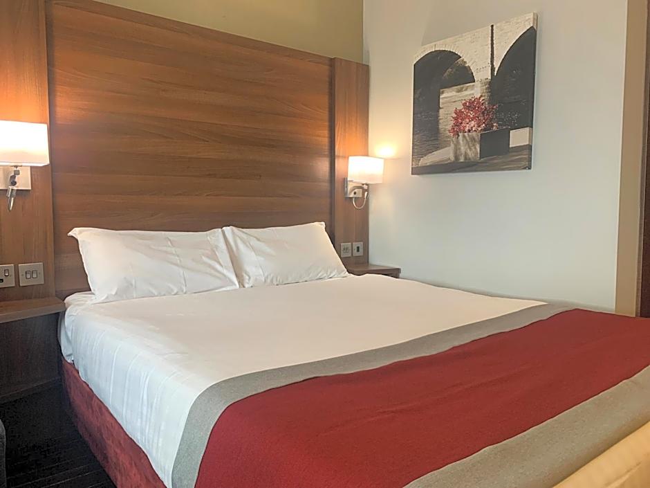 Days Inn by Wyndham Wetherby