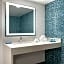 Holiday Inn Express Williamsbrg Busch Gardens Area By IHG