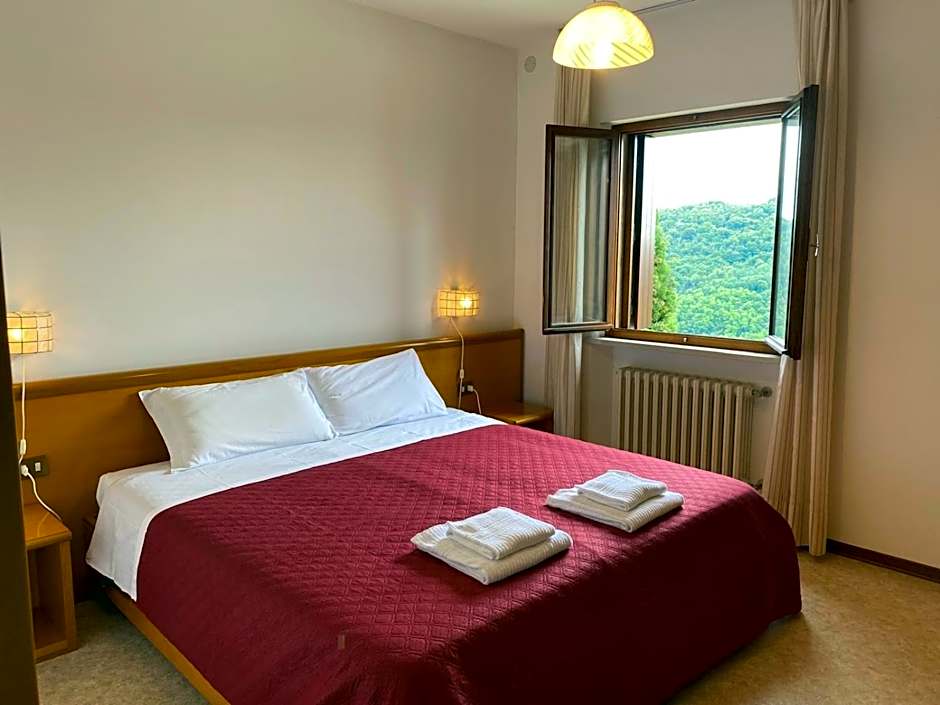 Hotel casa del pellegrino - Castelmonte