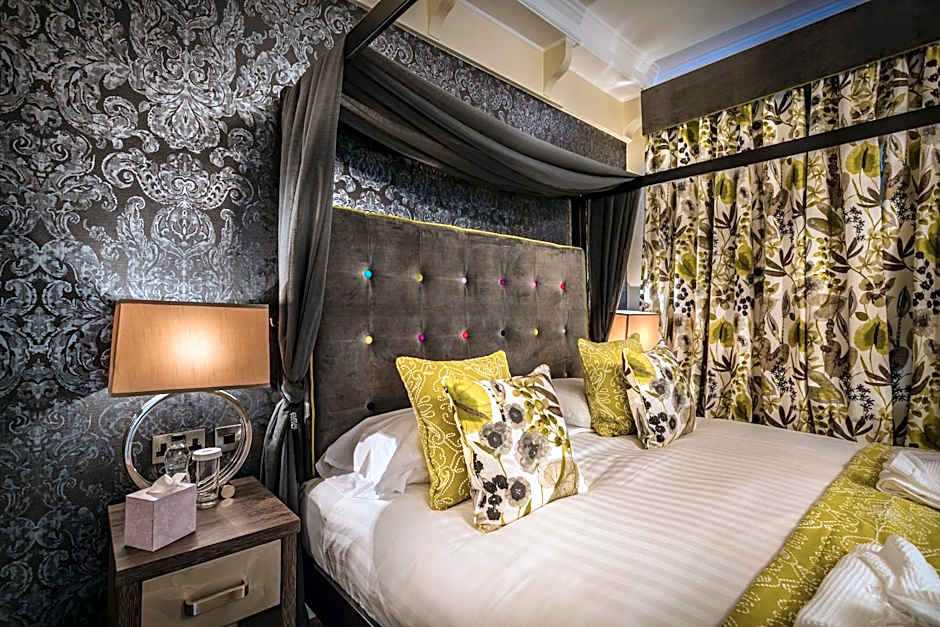 The Royal Oak Hotel