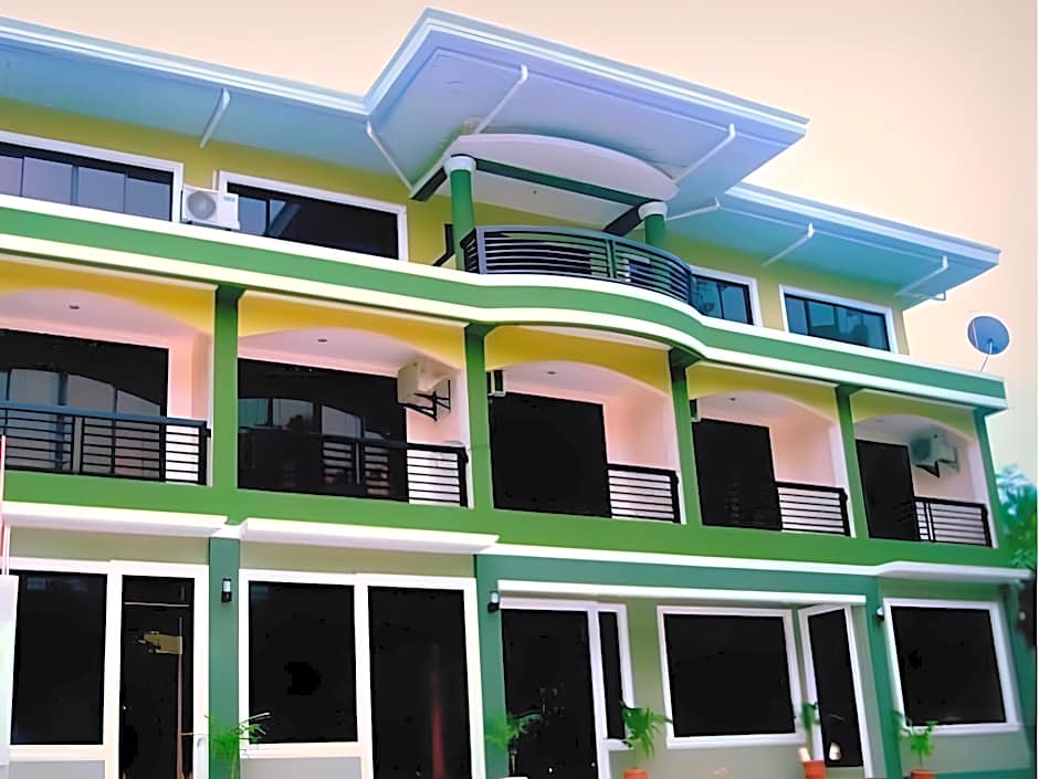 Adelaida Pensionne Hotel